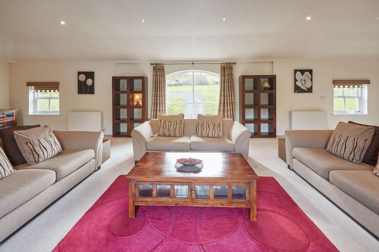 Host & Stay - Folkton Cottages Scarborough Eksteriør bilde